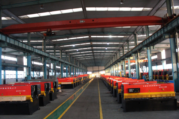 CNC Press Brake Machine - HD Machinery