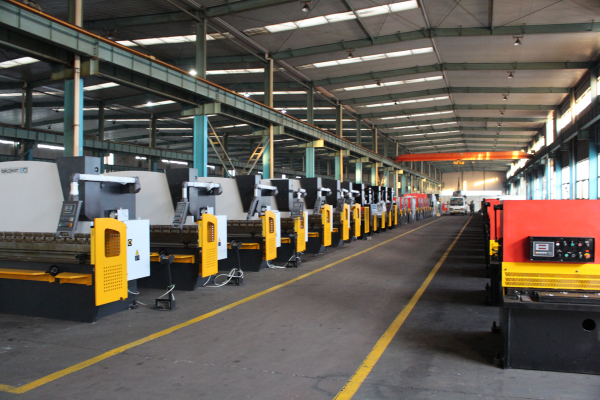 CNC Press Brake Machine - HD Machinery