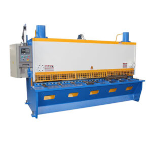 guillotine shearing machine